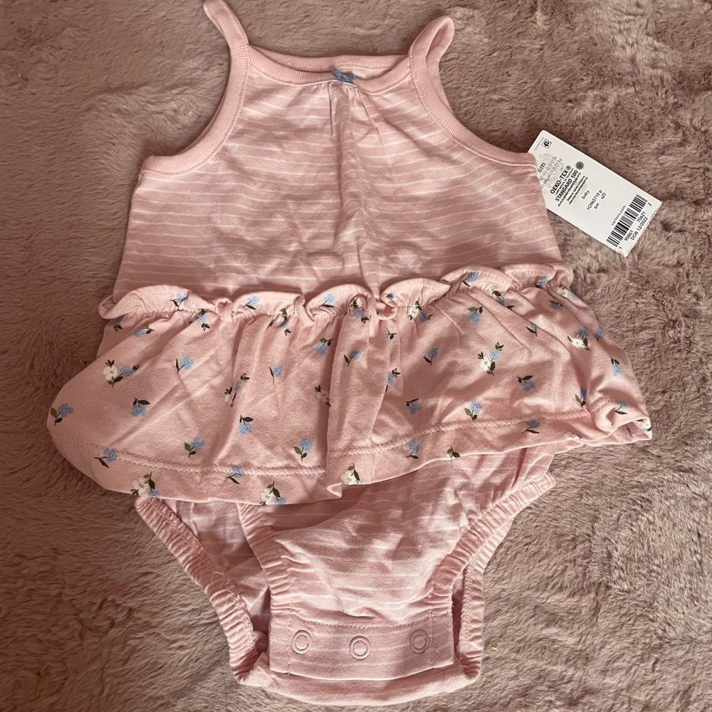 NEW with tag Carters Pink Floral Romper size 6M